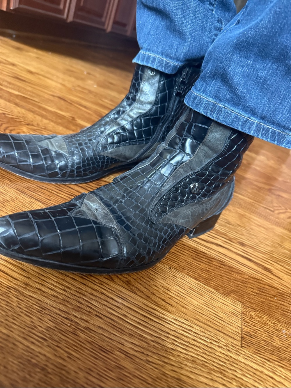 JO GHOST MEN'S SHOES BLACK CROCODILE PRINT / CALF-SKIN Size 42 Gently worn
